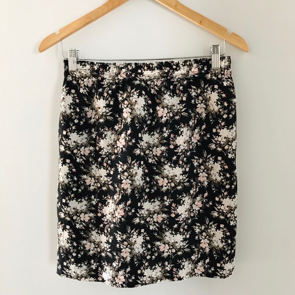 Club Monaco Floral Skirt - Picture 7 of 7